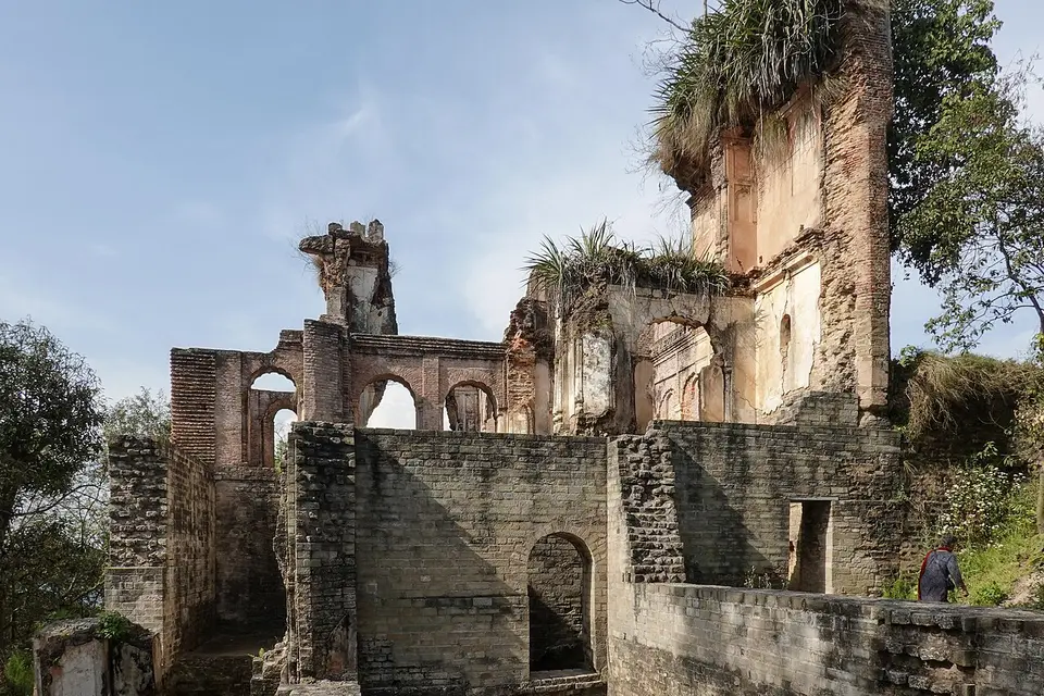 Ruined arches of the old Katoch palace in Hamirpur district